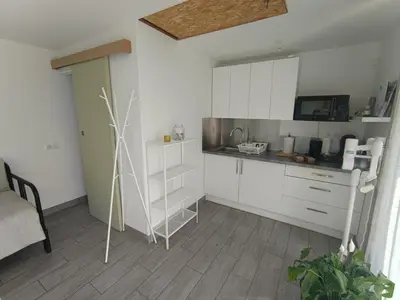 Cuisine ou kitchenette dans l'établissement Gîte au calme en Normandie, Forêt de Lyons