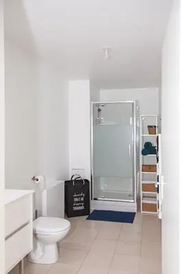 Salle de bains dans l'établissement Echappée belle Osnyssoise