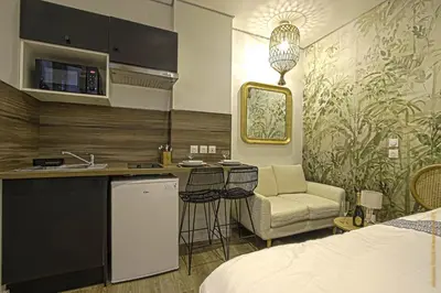 Cuisine ou kitchenette dans l'établissement CosyRouen Bali Jacuzzi & Hamman