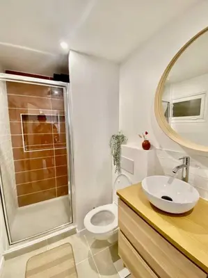 Salle de bains dans l'établissement Le Cocon du Robec