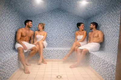 Clients de l'établissement Golden Tulip Dieppe Hôtel & Spa