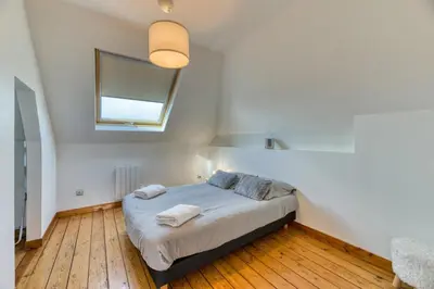 Un ou plusieurs lits dans un hébergement de l'établissement Julie beau F6 rénové terrasse parking Rouen
