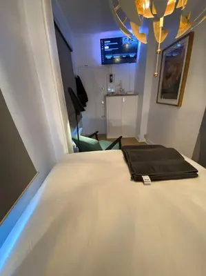 Télévision ou salle de divertissement dans l'établissement Rouen galerie 112