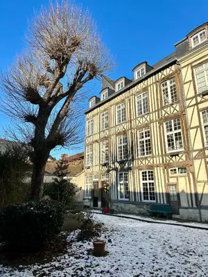 L'établissement Appartement au cœur du vieux Rouen en hiver