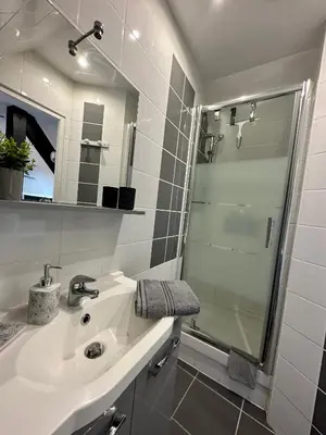 Salle de bains dans l'établissement Studio chaleureux hypercentre Amiens