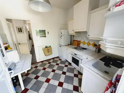Cuisine ou kitchenette dans l'établissement Villa Capucine - Maison de ville avec jardin dans Vernon-Giverny