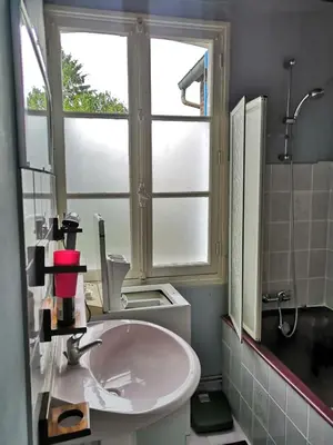 Salle de bains dans l'établissement Le nid d'hirondelle