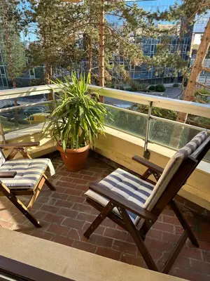 Balcon ou terrasse dans l'établissement Studio Élégant à Cergy avec parking