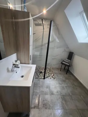 Salle de bains dans l'établissement Appart à la ferme, chez Shoopie