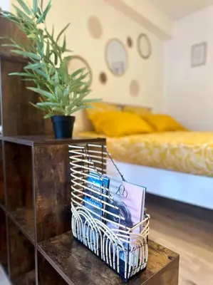 Un ou plusieurs lits dans un hébergement de l'établissement Appartement neuf entièrement équipé proche centre