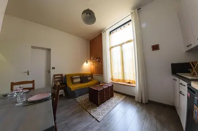 Cuisine ou kitchenette dans l'établissement Proche centre, 2 couchages, calme, lumineux