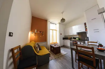 Cuisine ou kitchenette dans l'établissement Proche centre, 2 couchages, calme, lumineux