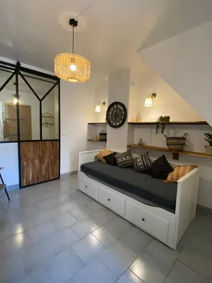 Coin salon dans l'établissement Bienvenue à la réderie d’Amiens
