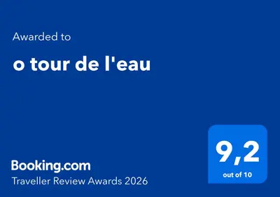 Certificat, récompense, panneau ou autre document affiché dans l'établissement o tour de l'eau