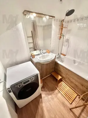Salle de bains dans l'établissement El Cubanito Athéna - Résidence de Standing - 2 Chambres - 4 Couchages - 8 Personnes Max - Parking Privé - Gare à 8 min