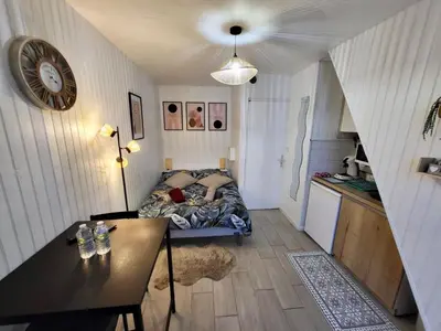 Cuisine ou kitchenette dans l'établissement Studio cosy au cœur du quartier Saint-Pierre