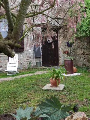 Jardin de l'établissement Le cottage de Mercey
