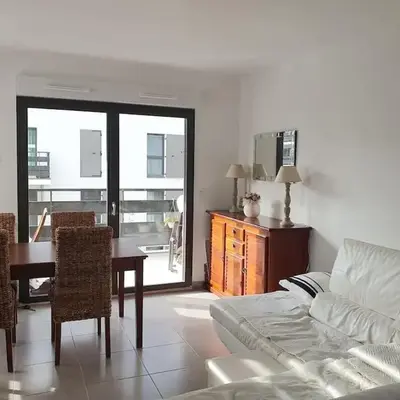 Appartement Balcon standing Pontoise gare RER C H J PARIS Nord-ouest