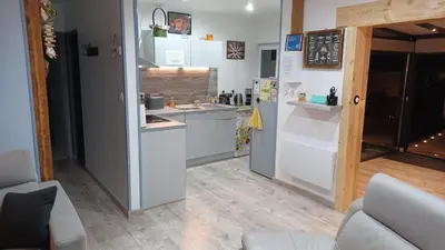 Cuisine ou kitchenette dans l'établissement Maison classée 4 étoiles vue sur la mer