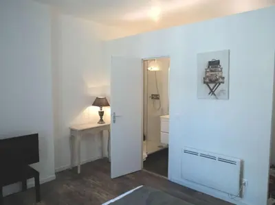 Plan de l'établissement Magny en Vexin : Maison meublée