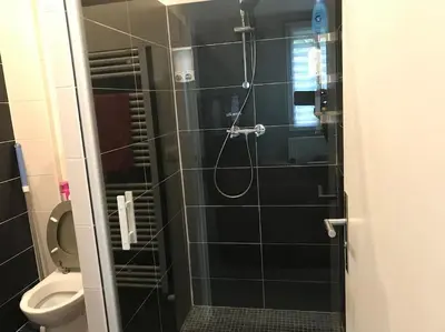 Salle de bains dans l'établissement Proche PARIS/Casino d’Enghien/stade de France/CDG