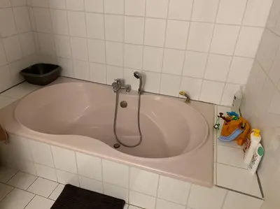 Salle de bains dans l'établissement Maison de famille à la campagne classée 3 étoiles