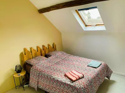 Un ou plusieurs lits dans un hébergement de l'établissement La perle rare Chambly, Proche Parc Astérix , château de Chantilly