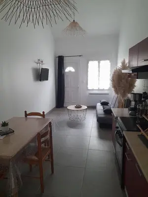 Cuisine ou kitchenette dans l'établissement Logement à la Campagne! Entièrement indépendant