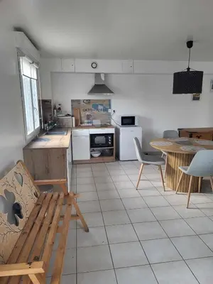 Cuisine ou kitchenette dans l'établissement Appartement camon