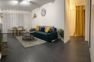 Coin salon dans l'établissement IMEPA Appart 47m2/ Beau 2 pièces