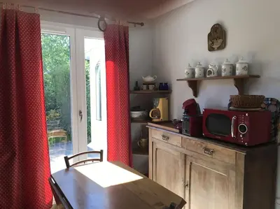Cuisine ou kitchenette dans l'établissement Metrie