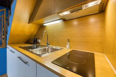 Cuisine ou kitchenette dans l'établissement Les Loges Saint Éloi Somptueux F4 pour 7 personnes