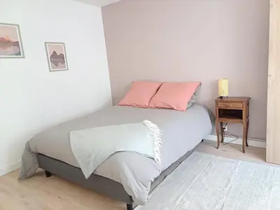 Un ou plusieurs lits dans un hébergement de l'établissement Élégant, spacieux, 2 couchages, proche centre