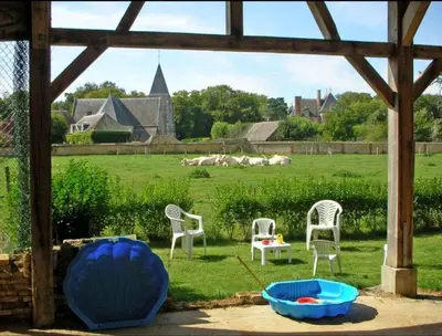 Jardin de l'établissement Manoir du Petit Logis