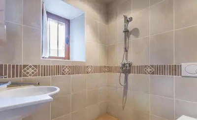 Salle de bains dans l'établissement Manoir du Petit Logis