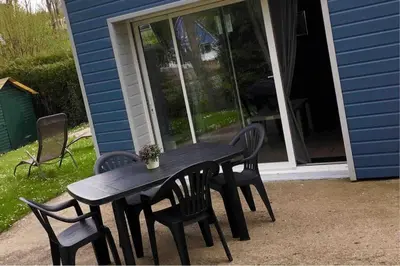 Terrasse ou espace extérieur de l'établissement Maison individuelle en bord de mer.