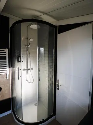 Salle de bains dans l'établissement Studio Le Marais - Beauvais Sud