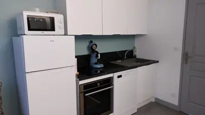 Cuisine ou kitchenette dans l'établissement Villa Marguerite