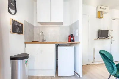 Cuisine ou kitchenette dans l'établissement La Suite : studio Hypercentre - Cathédral