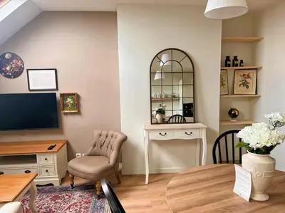 Télévision ou salle de divertissement dans l'établissement The Brick House - Appartement Renoir