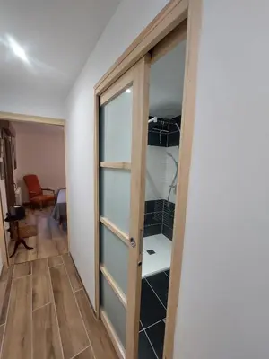 Salle de bains dans l'établissement Chambre table d'hôtes Anne-Marie et Jean-Christophe