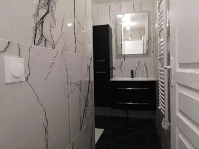 Salle de bains dans l'établissement JO2024-25min to stade de France