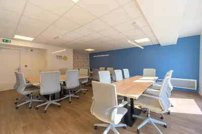 Espace de conférence ou salle de réunion dans l'établissement Résidence Nemea Rouen Constantine