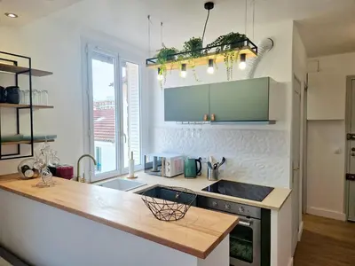 Cuisine ou kitchenette dans l'établissement L'Étape Pisciacaise / F2 4pers. de standing