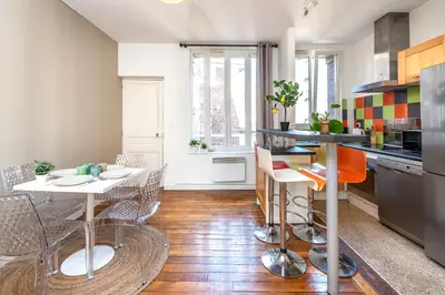 Cuisine ou kitchenette dans l'établissement Le Jacobin / 1 Chambre - Netflix - Hyper centre