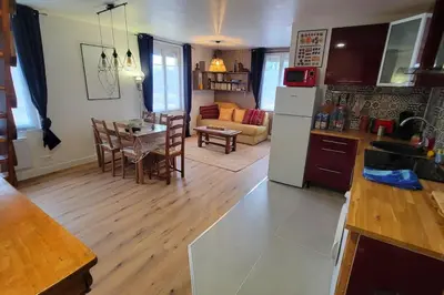 Cuisine ou kitchenette dans l'établissement Le Duplex