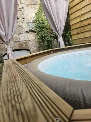 Plan de l'établissement La Petite Maison Romantique Giverny 5km