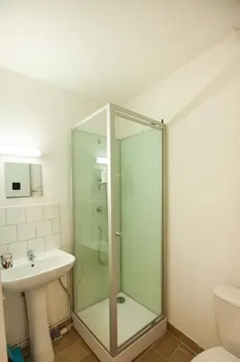 Salle de bains dans l'établissement Sweet Home : : studio en Hypercentre Cathédrale