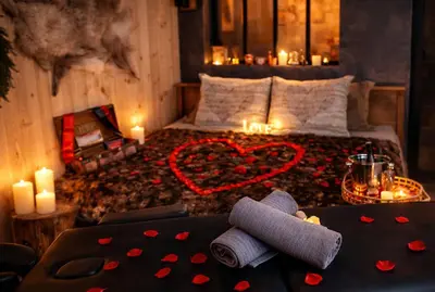 Un ou plusieurs lits dans un hébergement de l'établissement Le chalet romantique, SPA, Écran cinéma, Lit king size, day use, 10 min centre