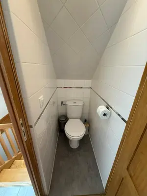Salle de bains dans l'établissement La grange des rosiers